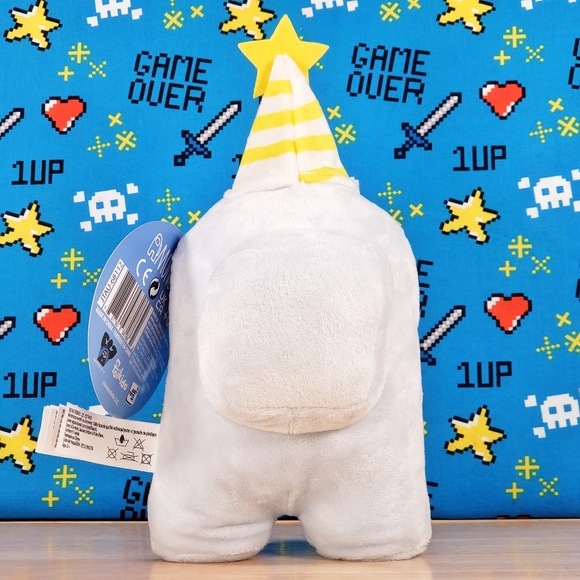 Among Us Blue CrewMate 7" w/ Yellow Star Hat Series 2 Genuine Toikido Plush NWT - Picture 4 of 11